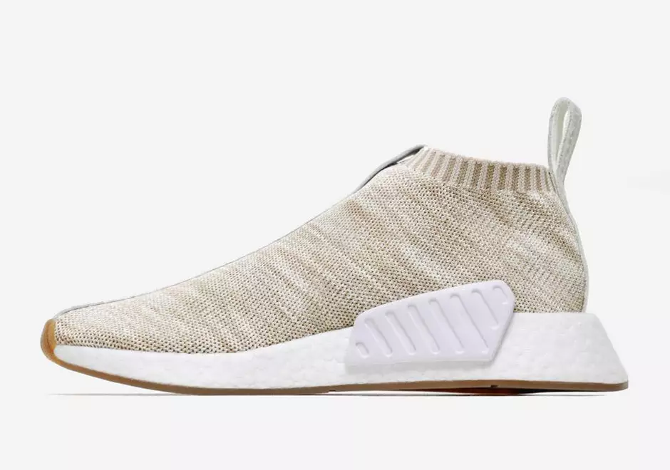 Kith Naked adidas NMD City Sock 2 Gaineamhchloch