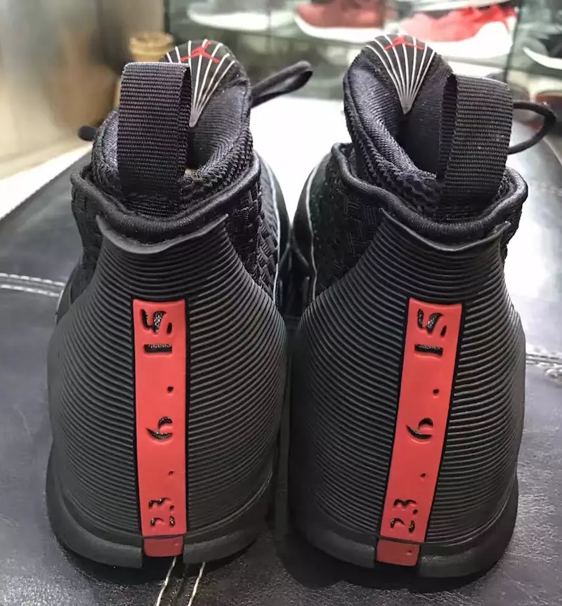 Datum vydání Air Jordan 15 Stealth 2017