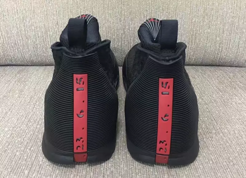 تاريخ إصدار Air Jordan 15 Stealth 2017