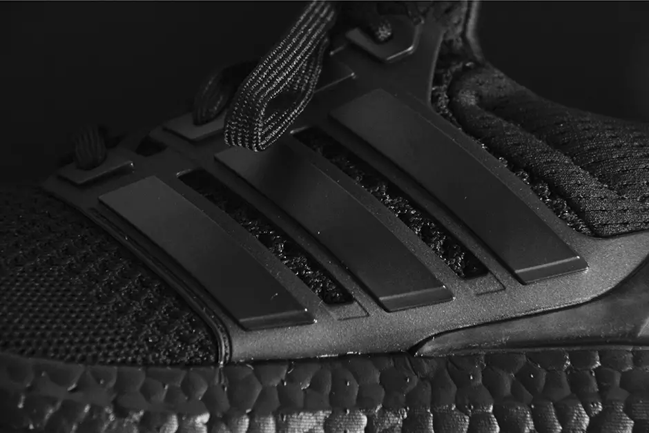 adidas Ultra Boost Triple Negre BA4677