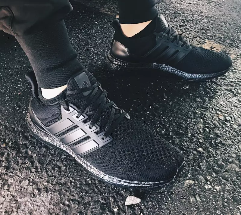 Ultra Boost Đen