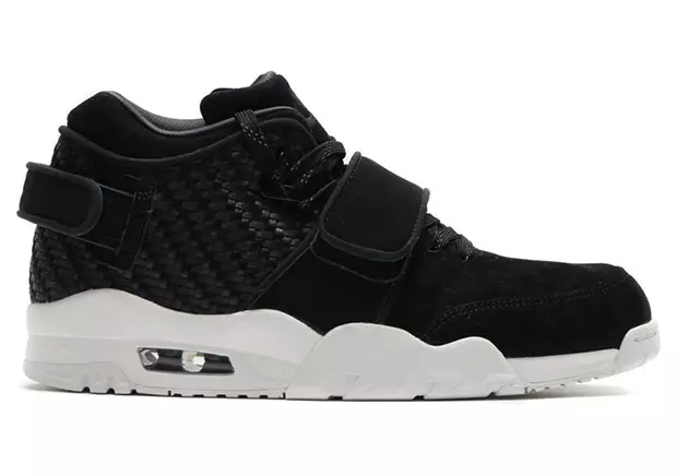 Дата на пускане на пазара на Nike Air Traîner Cruz Black Suede