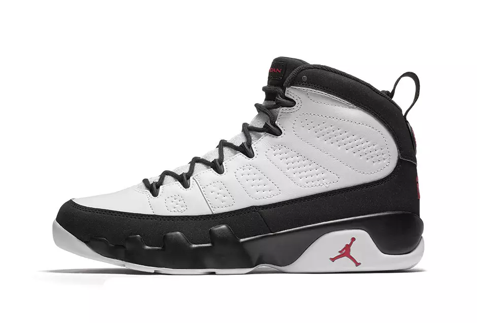 Air Jordan 9 Uzay Sıkışması