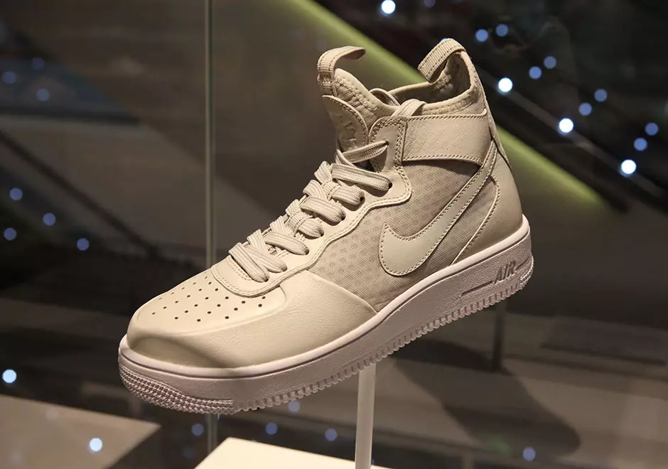 Sepatu Nike Soho NYC