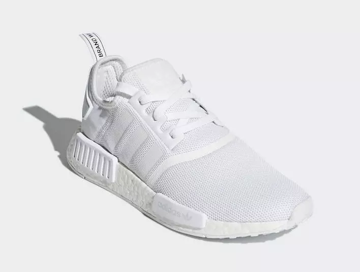 아디다스 NMD R1 화이트 CQ2411