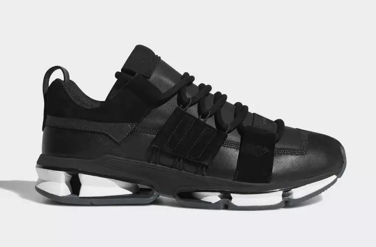 Stretch Leather Black B28015 adidas Twinstrike ADV