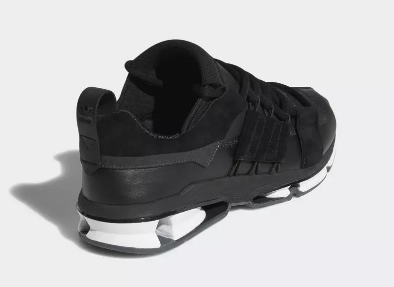 adidas Twinstrike ADV ストレッチ レザー ブラック B28015