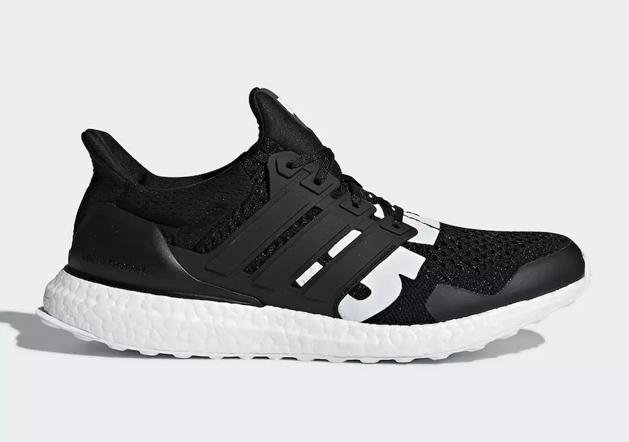 Ósigraður adidas Ultra Boost B22480