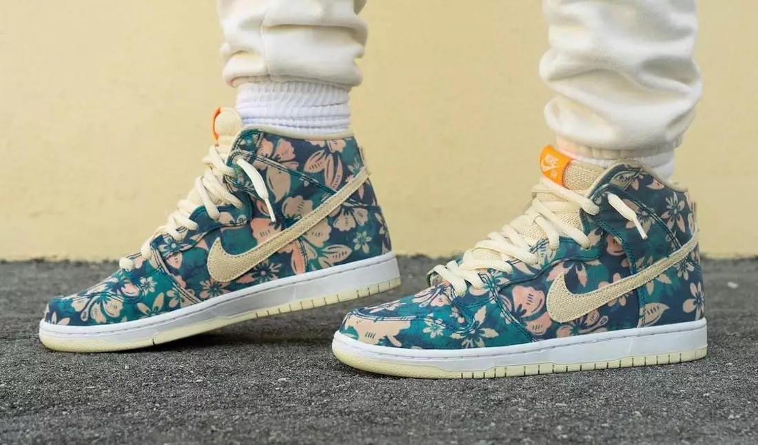 Дата выпуску Nike SB Dunk High Hawaii CZ2232-300