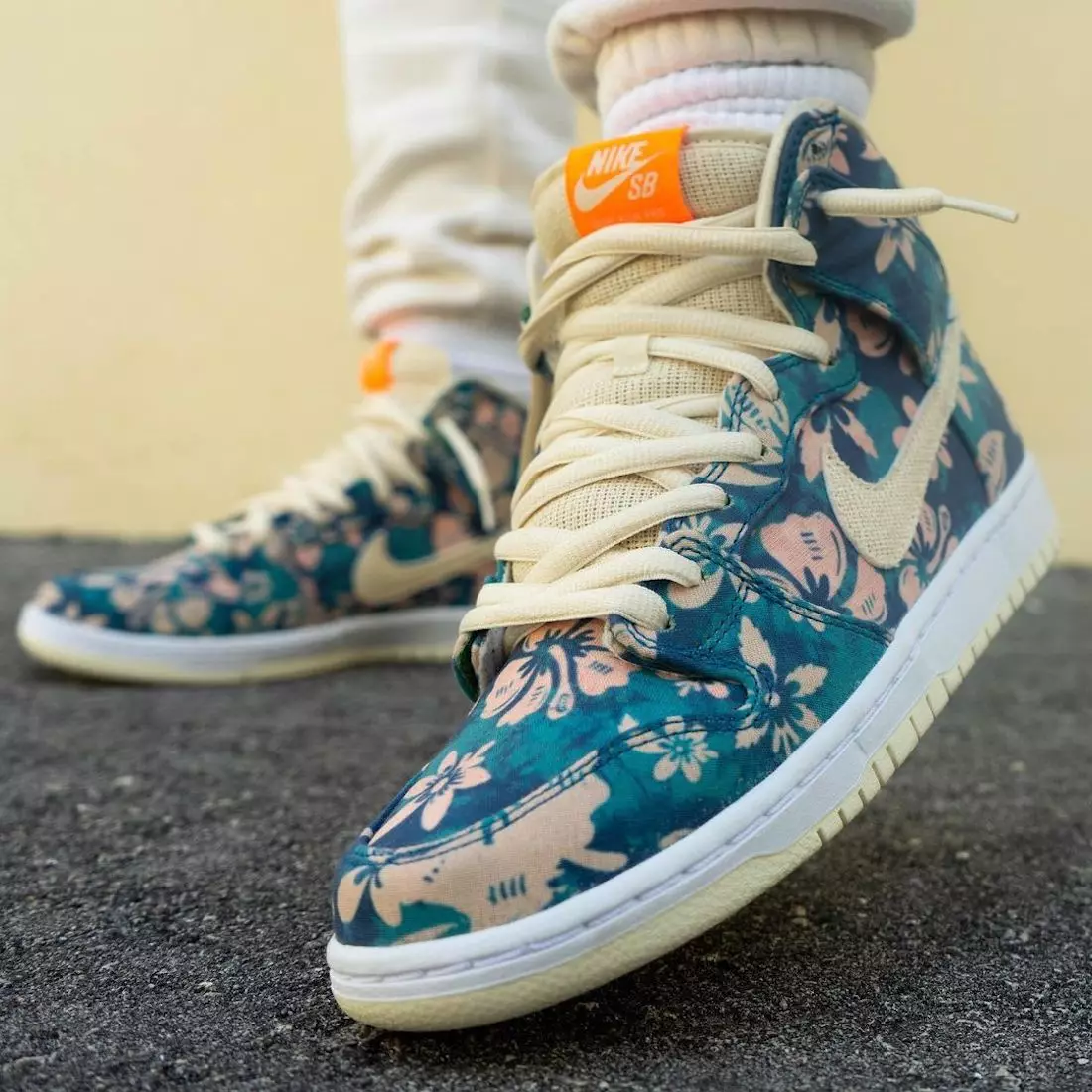 Nike SB Dunk High Hawaii CZ2232-300 תאריך שחרור