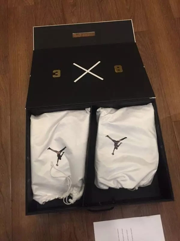 Air Jordan Коби Брайант Сафед PE Pack