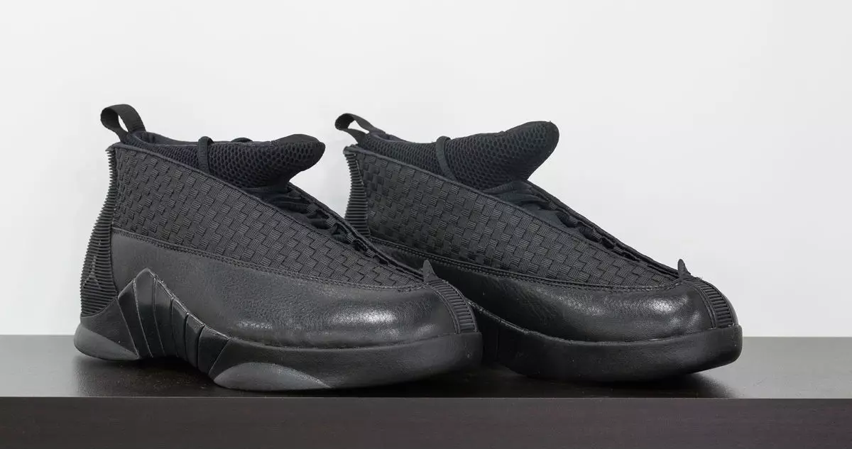 Koleksioni Air Jordan 15 Kobe Black