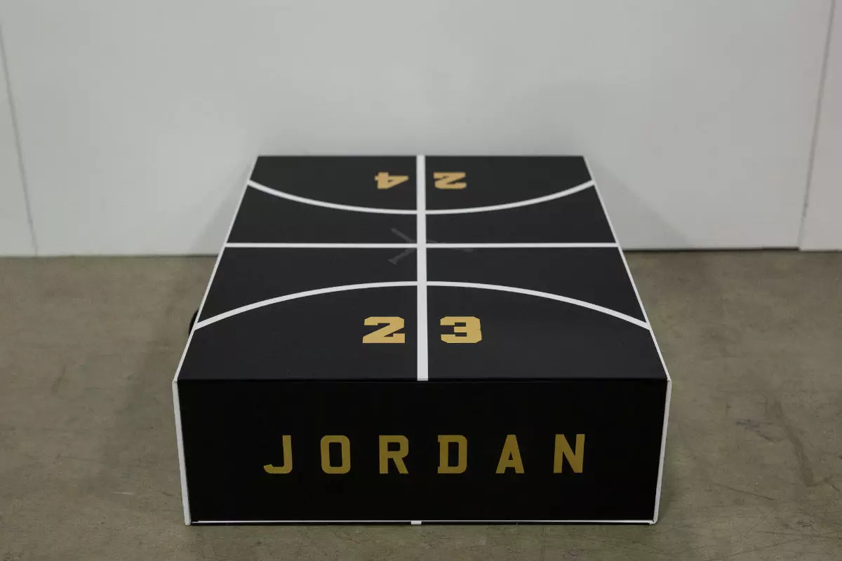 Air Jordan Kobe iepakojuma kaste