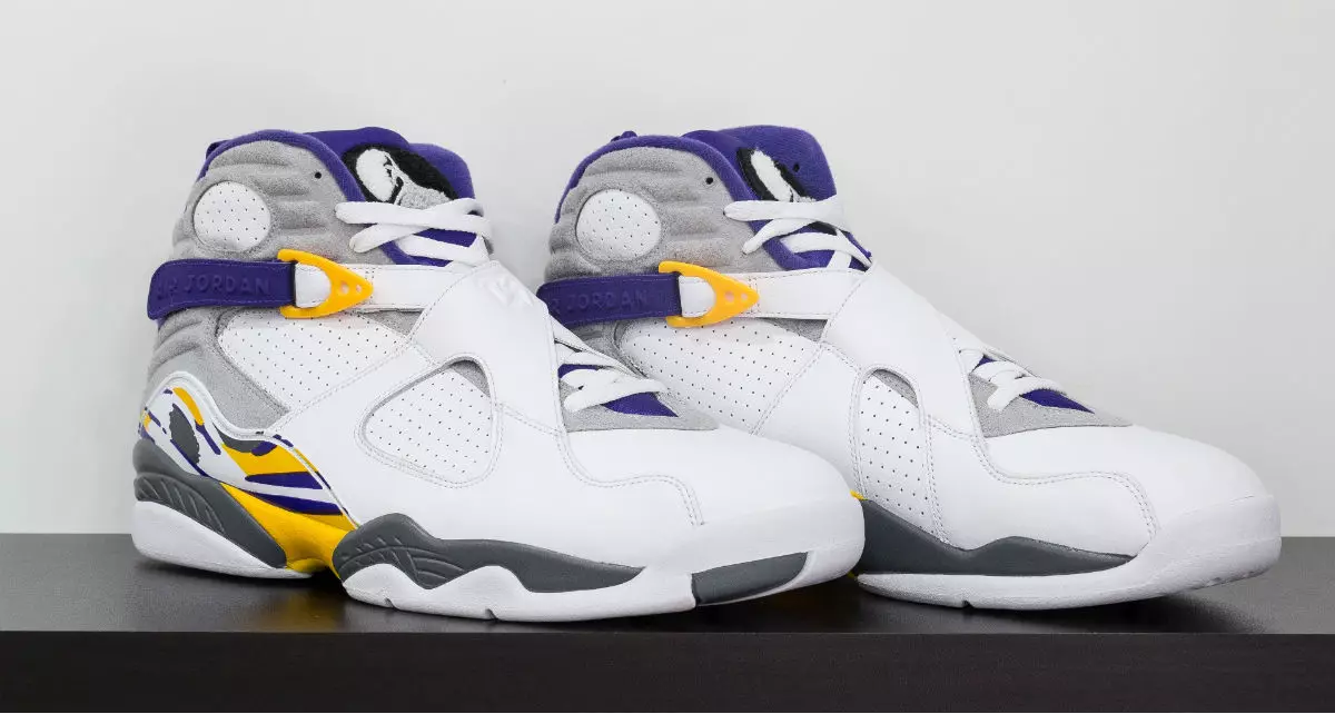 Air Jordan 8 Kobe Lakers màu trắng