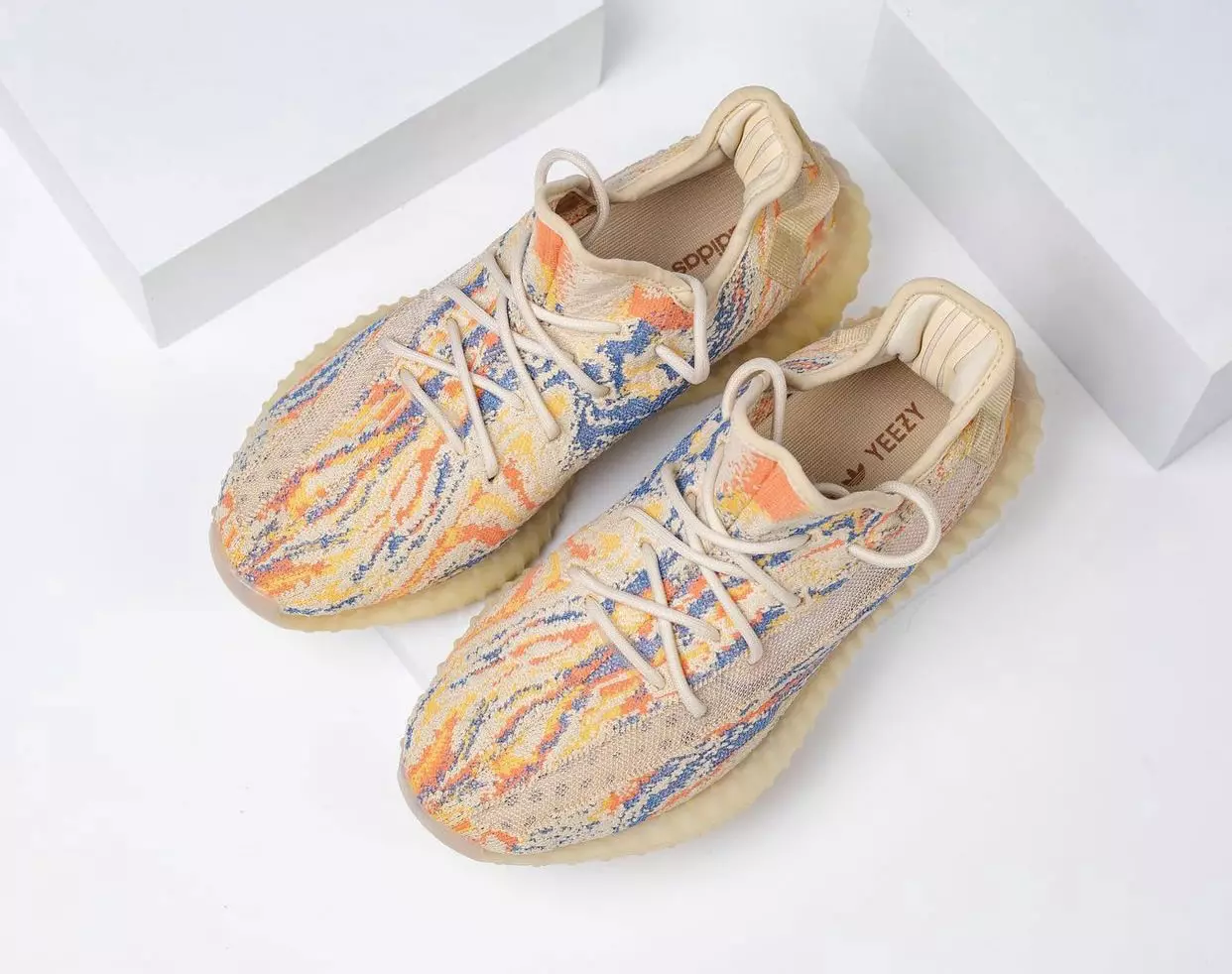 אַדידאַס Yeezy Boost 350 V2 MX Oat GW3773 מעלדונג טאָג