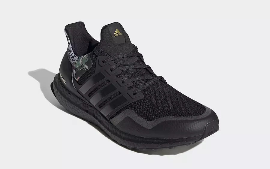 adidas 울트라 부스트 DNA FW4324