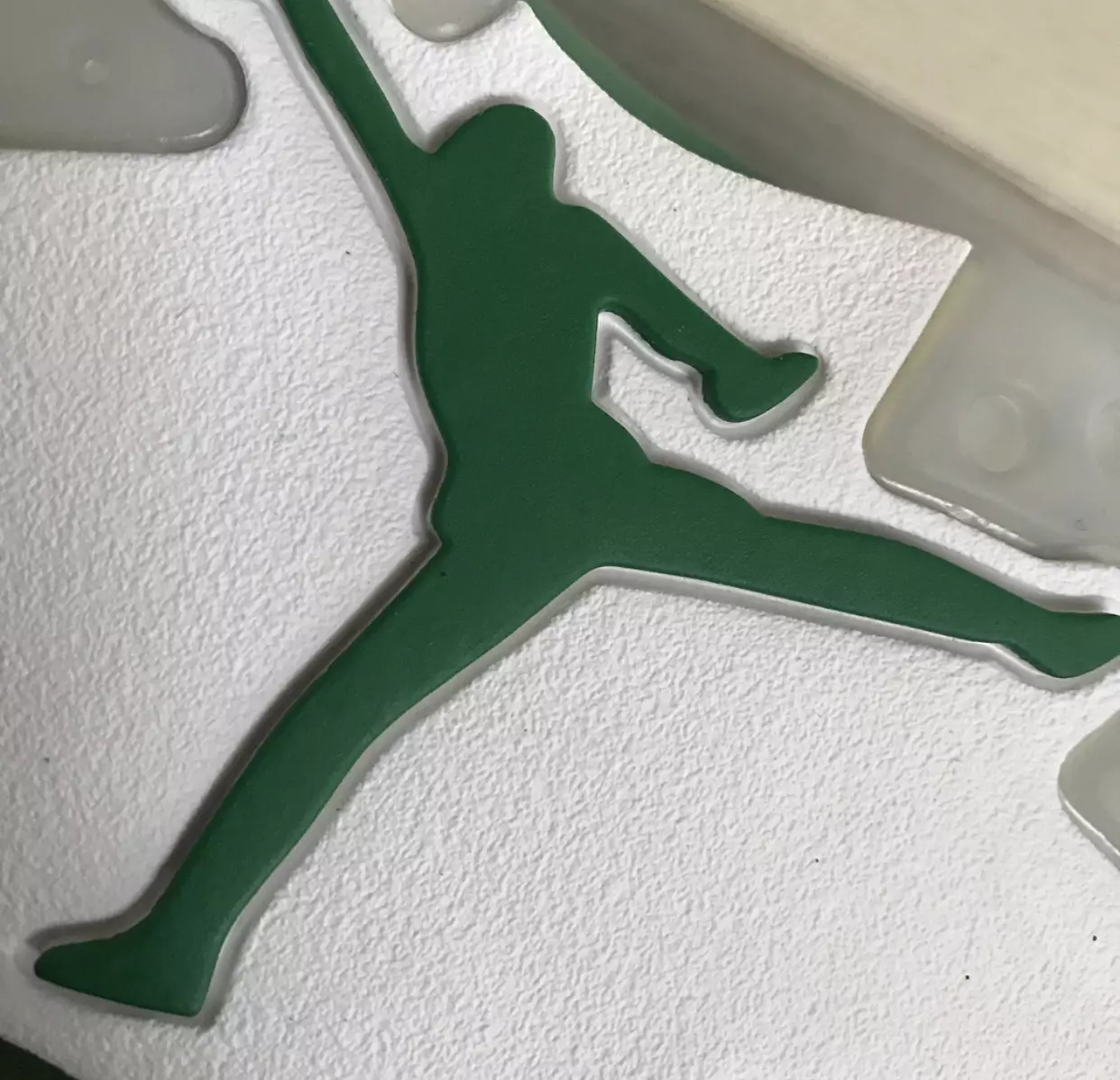 Datum vydání Air Jordan 6 Gatorade