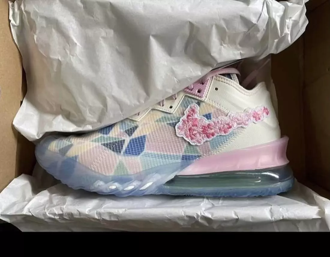 atmos Nike LeBron 18 Low Sakura Tanggal Rilis