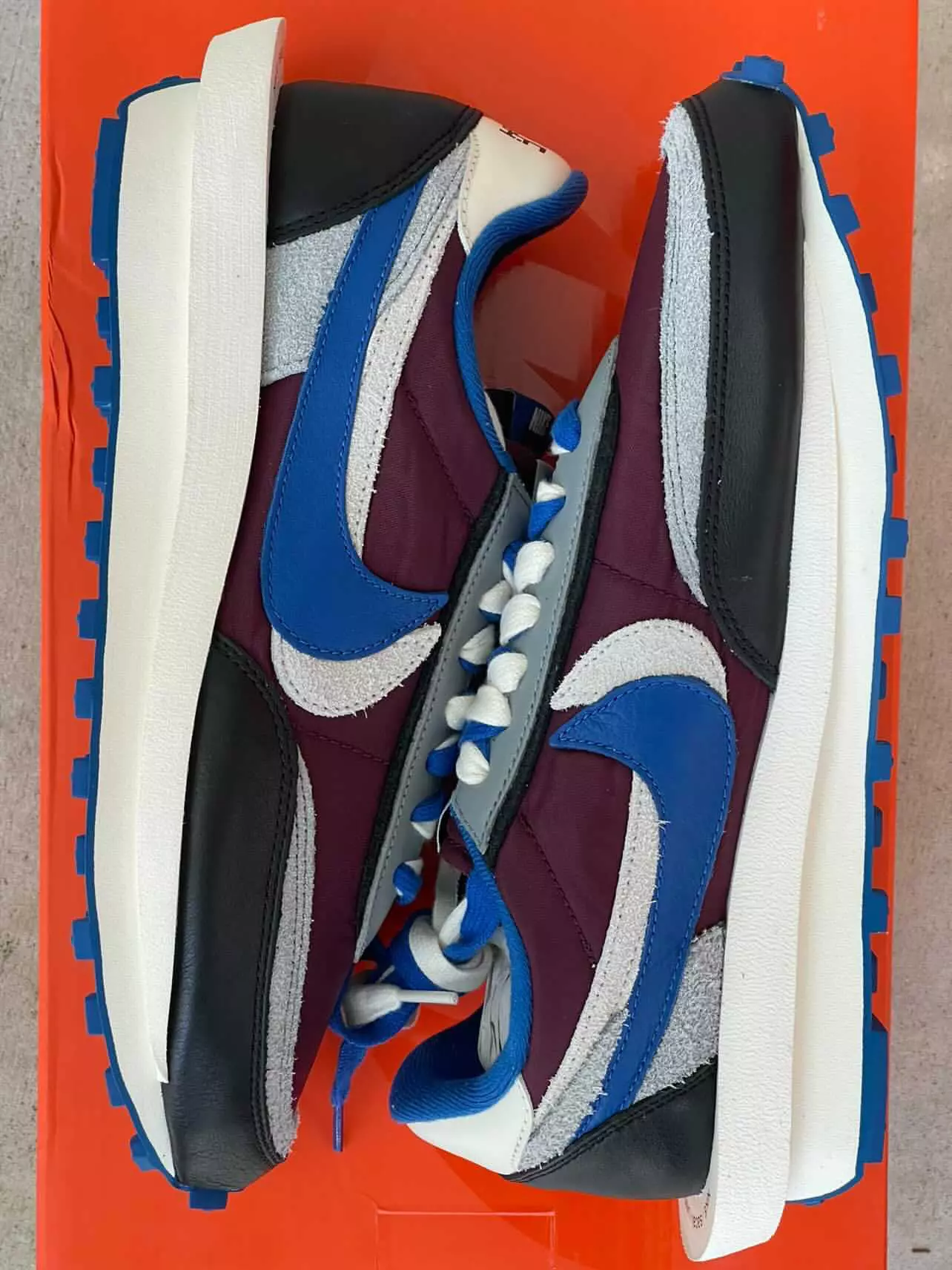 Undercover Sacai Nike LDWaffle Night Maroon DJ4877-600 Dáta Eisiúna