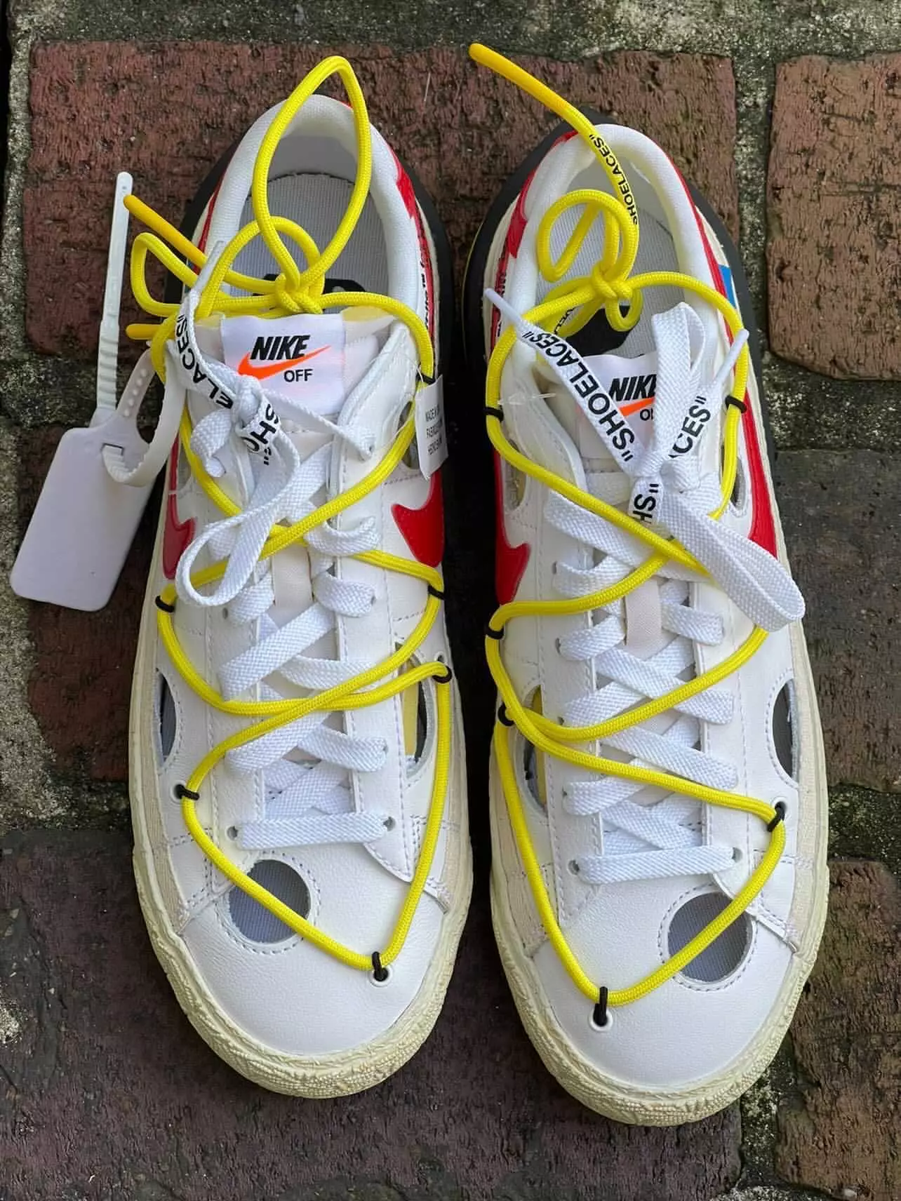 Off-White Nike Blazer Low White University Red DH7863-100 Utgivelsesdato