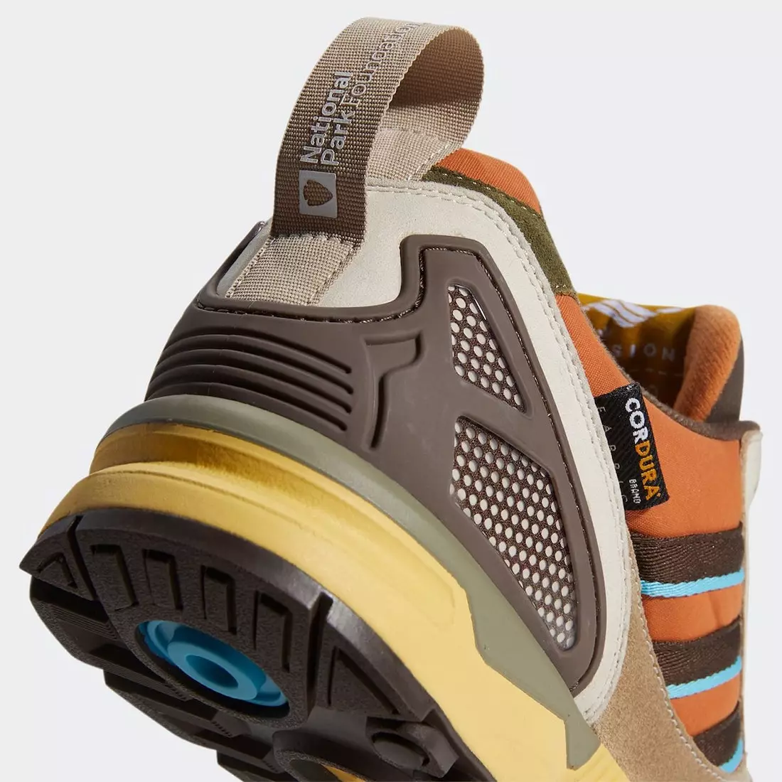 国立公園財団 adidas ZX 8000 Yellowstone FY5168 発売日