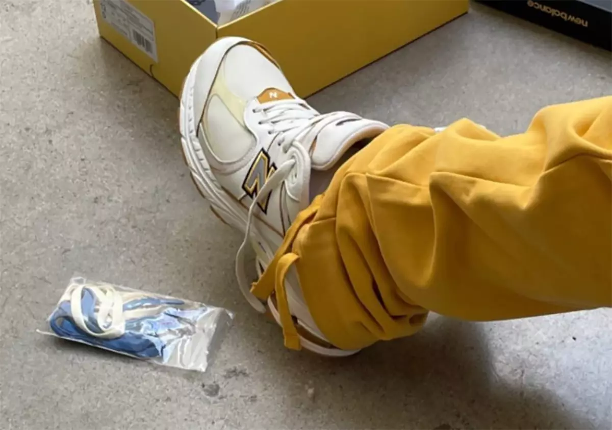 Joe Freshgoods New Balance 2002R Conversations Amongst Us Датум на објавување