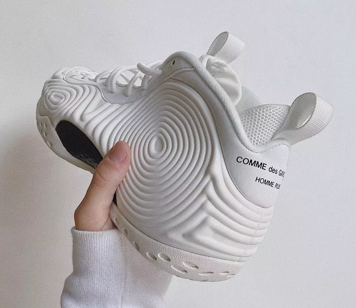 CDG Nike Air Foamposite One White გამოშვების თარიღი