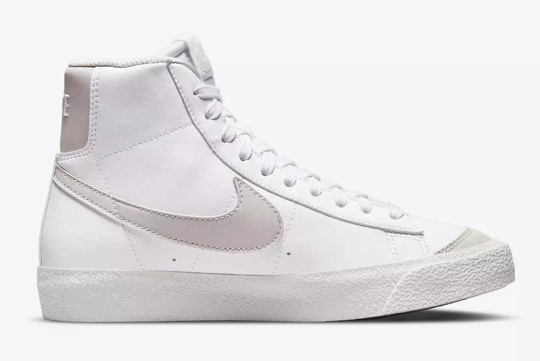 Nike Blazer Mid 77 GS White Grey DM1000-100 Дата на издаване