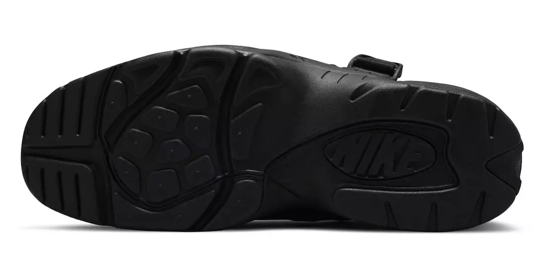 Comme des Garcons Homme Plus Nike Air Carnivore Black 発売日