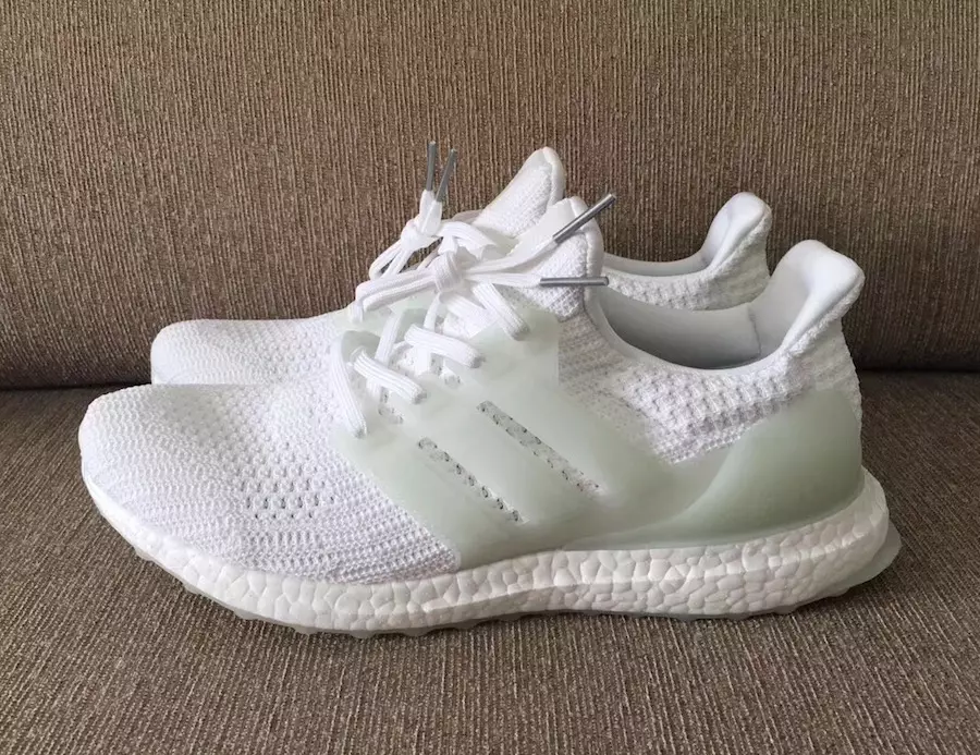 Záře adidas Ultra Boost 4.0