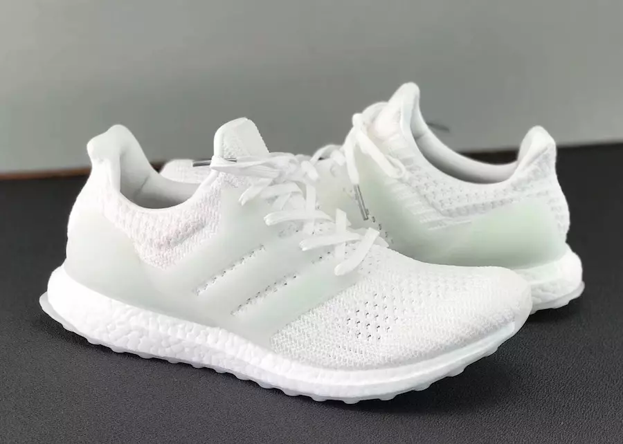 Karanlıkta Parıldayan adidas Ultra Boost 4.0