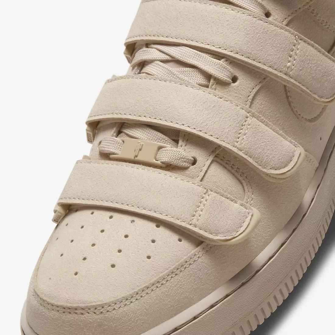 Billie Eilish Nike Air Force 1 High DM7926-200 julkaisupäivä