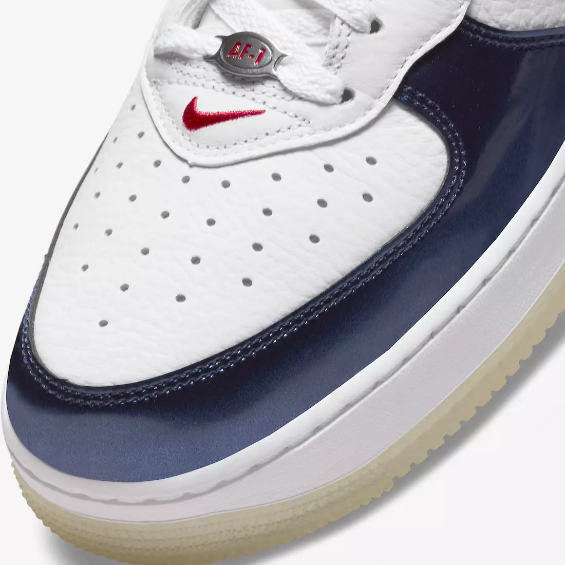 Nike Air Force 1 מיטן ינדעפּענדענסע טאָג 2022 DH5623-101 מעלדונג טאָג