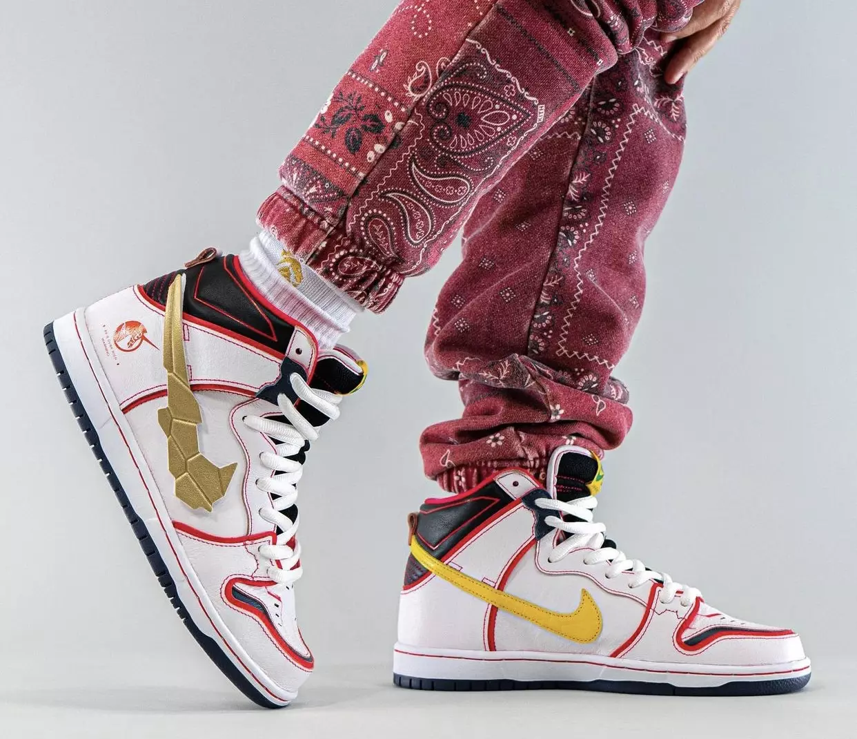 Gundam Nike SB Dunk High DH7717-100 Tarikh Tayangan