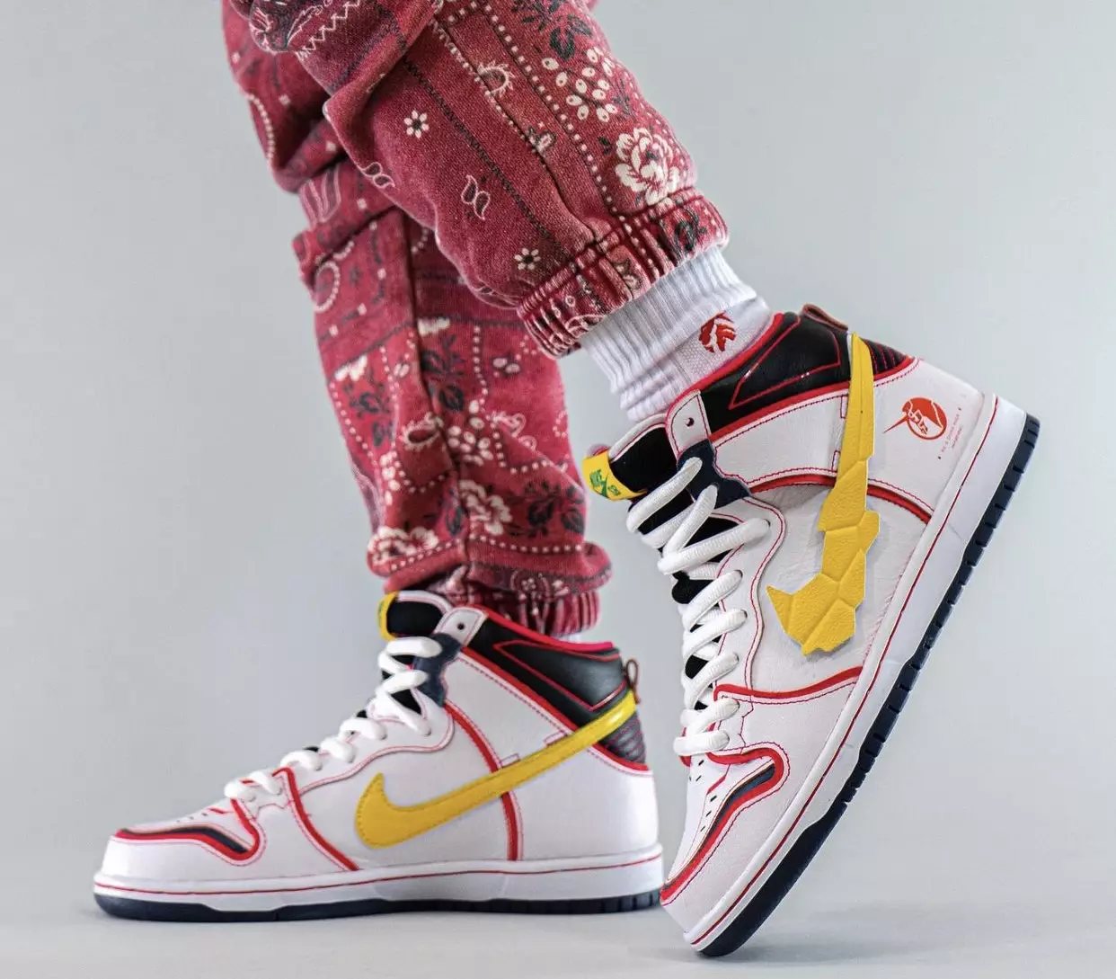 Gundam Nike SB Dunk High DH7717-100 Utgivelsesdato