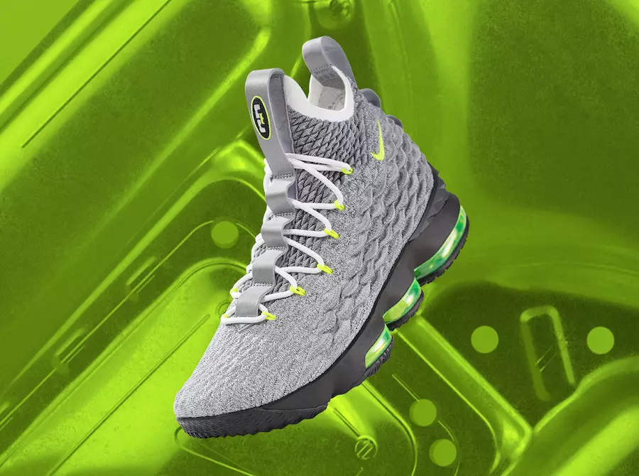 Nike LeBron 15 Neon AR4831-001