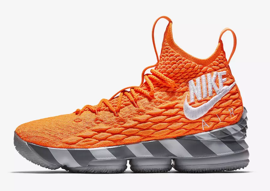 Caixa laranja Nike LeBron 15 AR5125-800