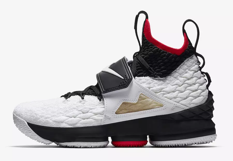 Sorteo del reloj Nike LeBron 15 Diamond Turf LeBron