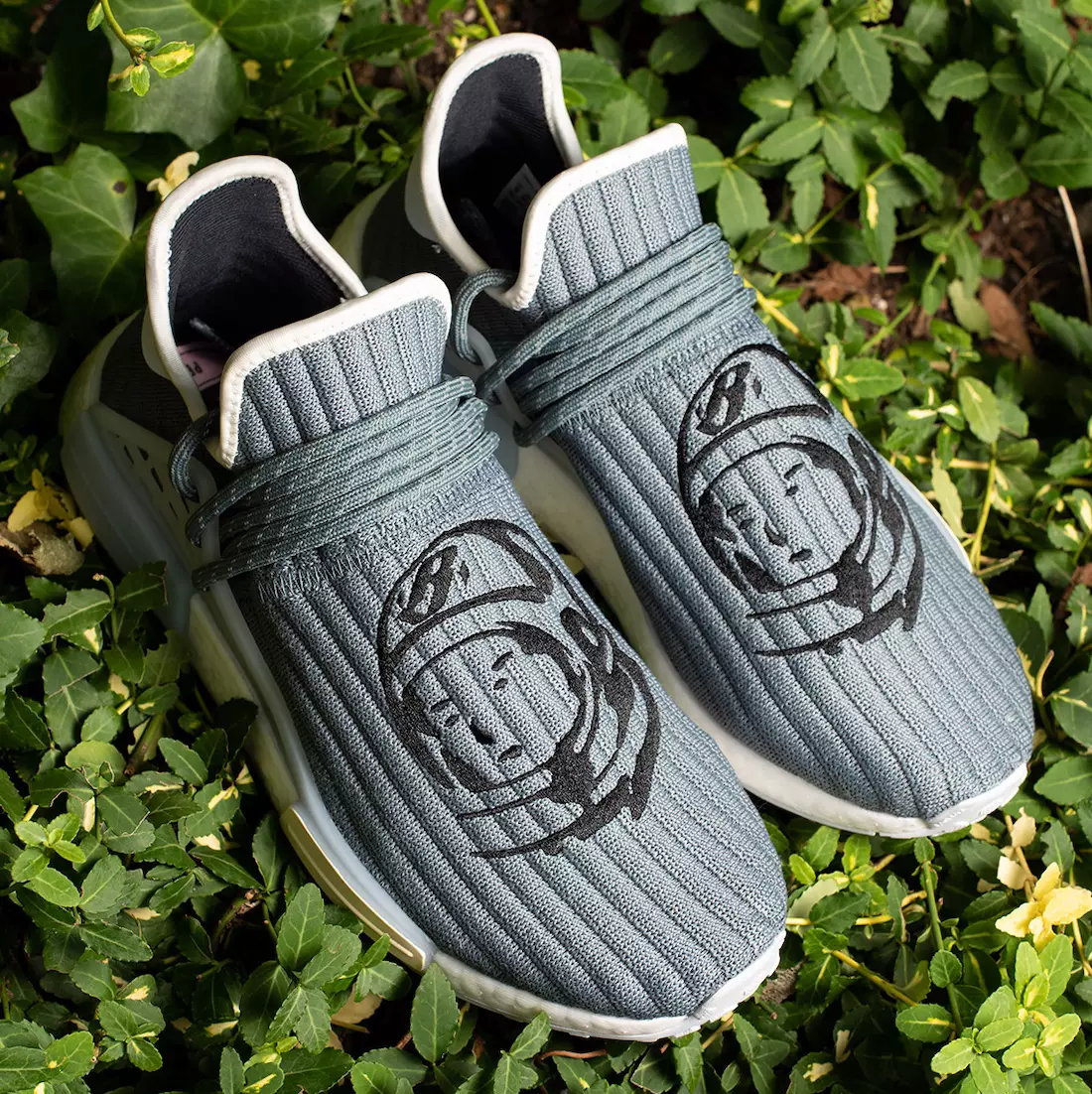 BBC Adidas NMD Hu Astronaut GW3955 Дата випуску 2021