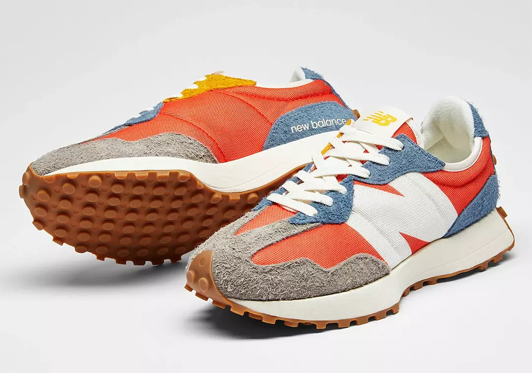 New Balance 327 in leuchtendem Orange mit Overlays aus haarigem Wildleder