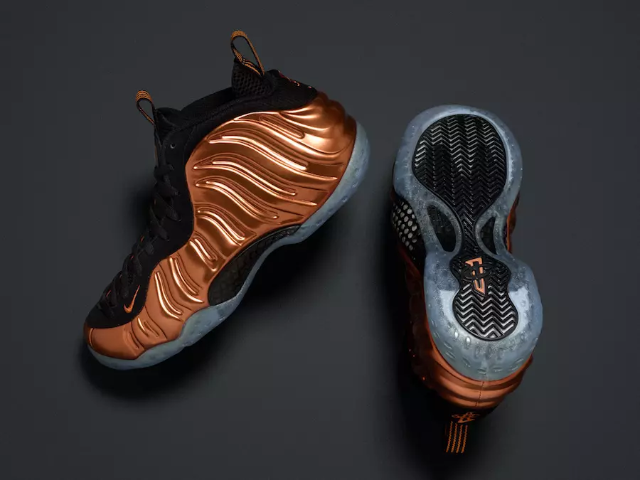 Réassort Nike SNKRS Foamposite