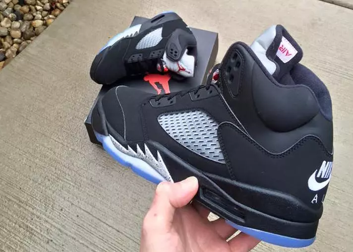 Air Jordan 5 Retro OG שחור מתכתי