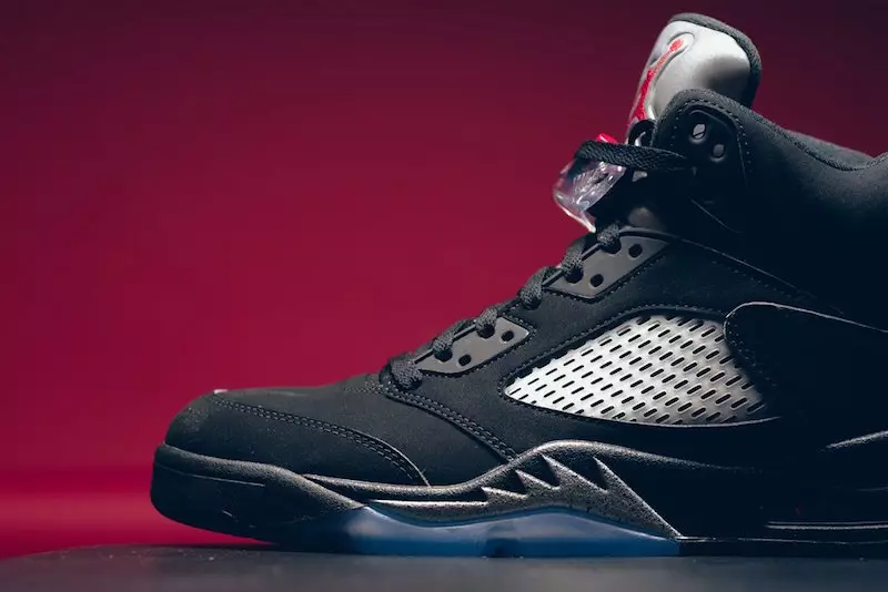 Air Jordan 5 OG Métallique Noir Feu Rouge