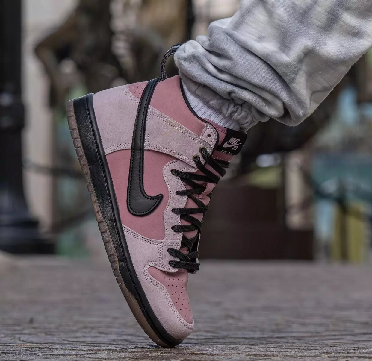 KCDC Nike SB Dunk High DH7742-600 Data lansării On-Feet