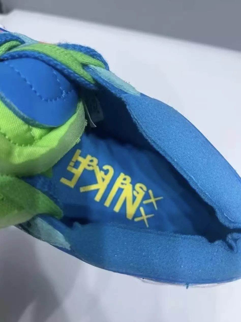 Kaws Sacai Nike Blazer Low DM7901-400 発売日