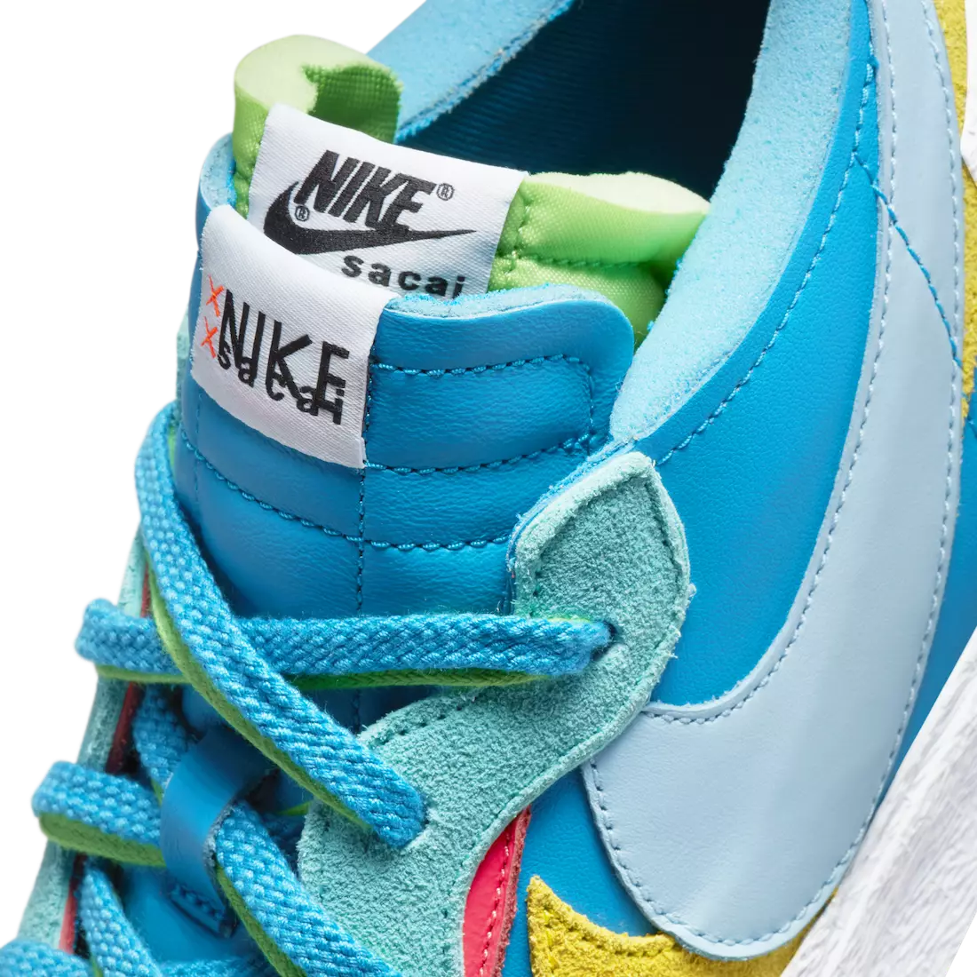 Kaws Sacai Nike Blazer Low DM7901-400 Releasedatum Prijs