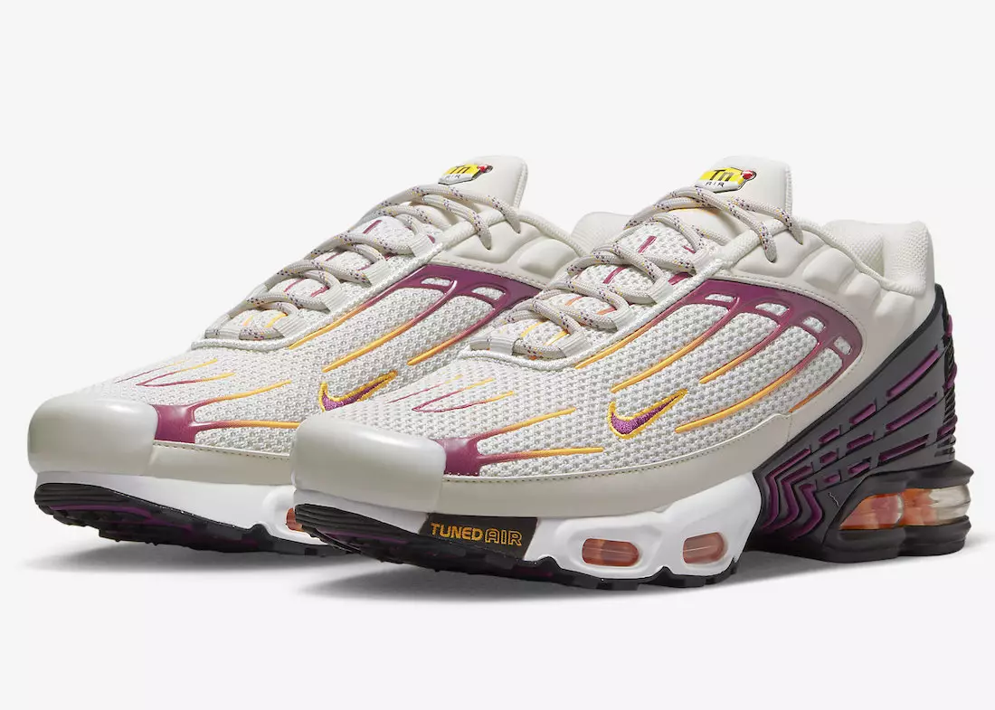 Nike Air Max Plus 3 Inakuja Kulingana na Carabiners