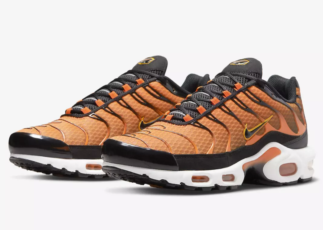 تاریخ انتشار Nike Air Max Plus Orange Black DM0032-800