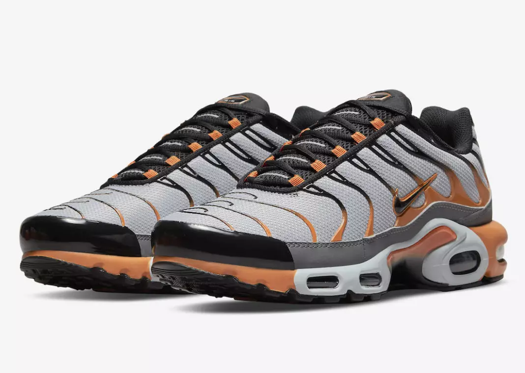 Nike Air Max Plus pilkai juodai oranžinė DM0032-001 Išleidimo data