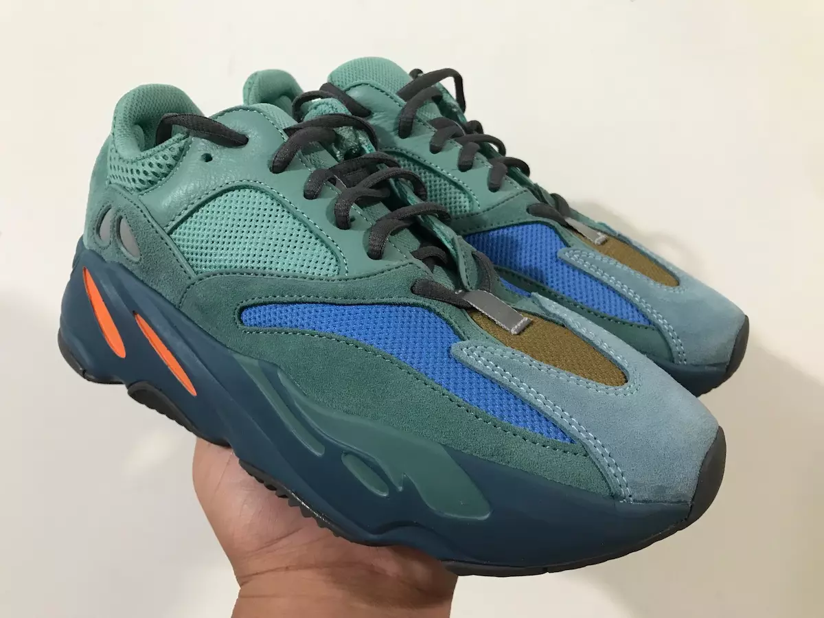 adidas Yeezy Boost 700 Faded Azure útgáfudagur